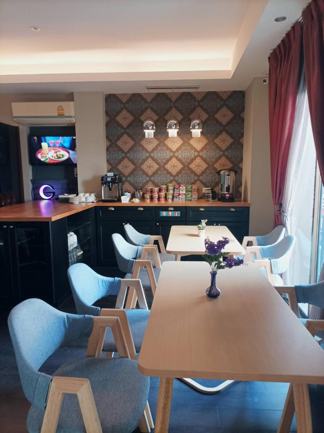 The Star Of Sathorn Hotel Bangkok Bagian luar foto
